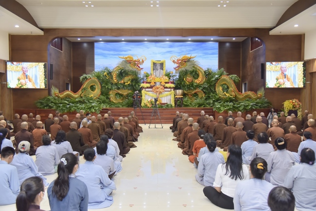 Lễ khai mạc tuần lễ triển lãm ảnh, thư pháp và các tác phẩm văn hoá Phật giáo chủ đề “Thanh Lương”