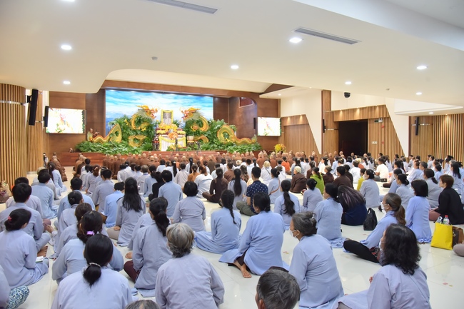 Lễ khai mạc tuần lễ triển lãm ảnh, thư pháp và các tác phẩm văn hoá Phật giáo chủ đề “Thanh Lương”