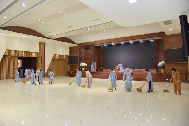 Dharma Talk The necessary things on the journey to return in The 98th Seven-Day Retreat