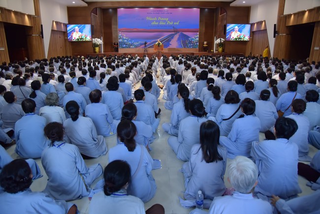 Dharma Talk The necessary things on the journey to return in The 98th Seven-Day Retreat