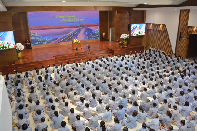 Dharma Talk The necessary things on the journey to return in The 98th Seven-Day Retreat