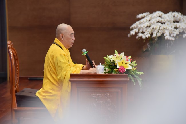 Dharma Talk The necessary things on the journey to return in The 98th Seven-Day Retreat