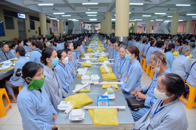 Kết khóa Khóa tu Phật thất lần 98