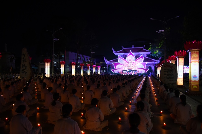 Glistening Amitabha Buddha Ceremony in 2022