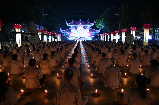 Glistening Amitabha Buddha Ceremony in 2022