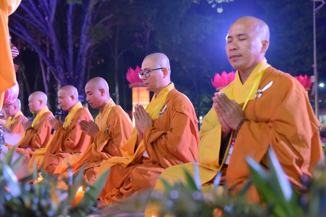 Glistening Amitabha Buddha Ceremony in 2022