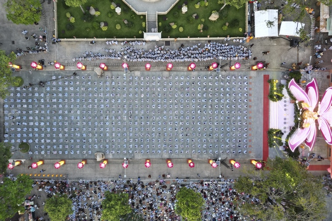 Glistening Amitabha Buddha Ceremony in 2022