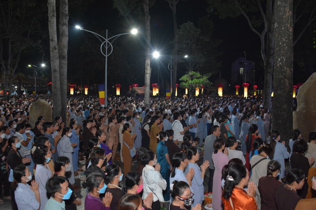 Glistening Amitabha Buddha Ceremony in 2022