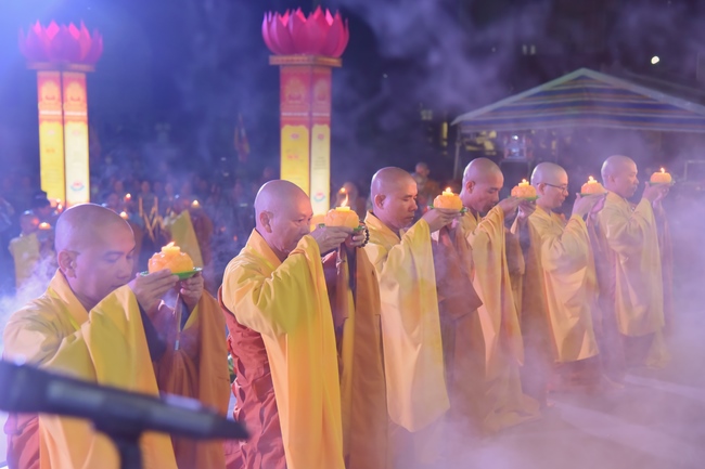 Glistening Amitabha Buddha Ceremony in 2022