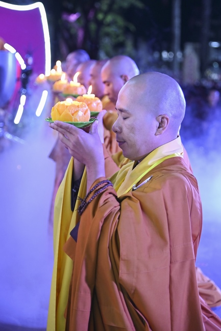 Glistening Amitabha Buddha Ceremony in 2022