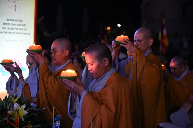 Glistening Amitabha Buddha Ceremony in 2022