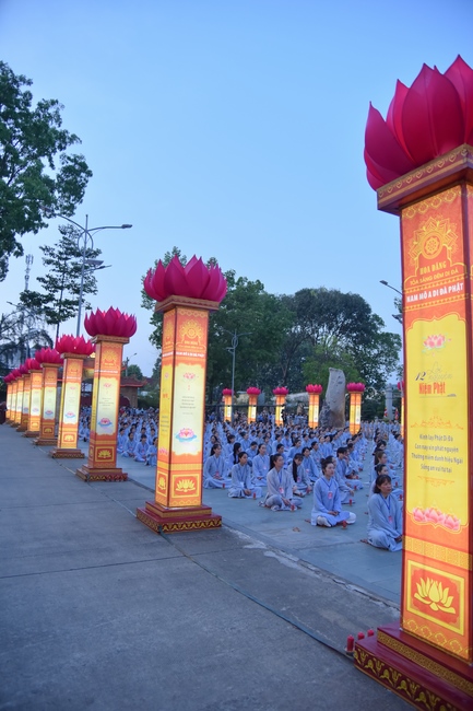 Glistening Amitabha Buddha Ceremony in 2022