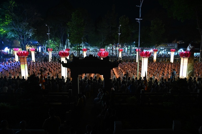 Glistening Amitabha Buddha Ceremony in 2022