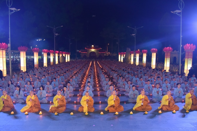 Glistening Amitabha Buddha Ceremony in 2022