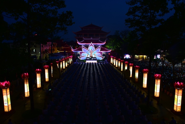 Glistening Amitabha Buddha Ceremony in 2022