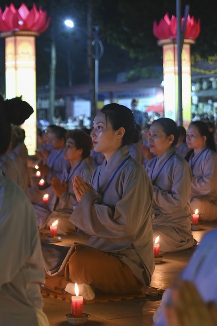 Glistening Amitabha Buddha Ceremony in 2022