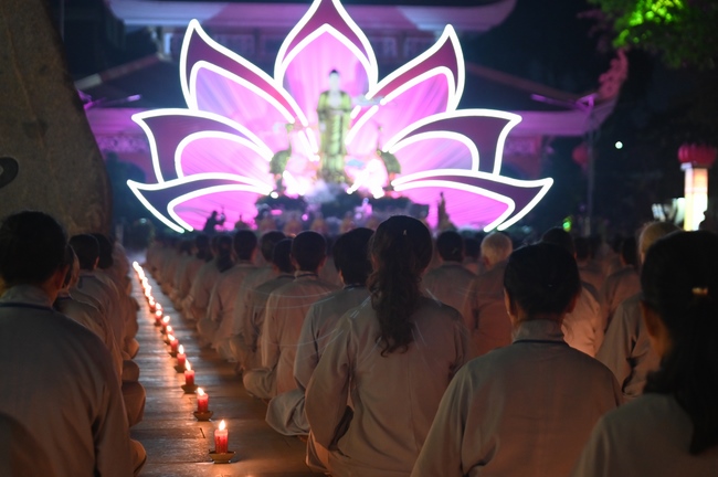 Glistening Amitabha Buddha Ceremony in 2022