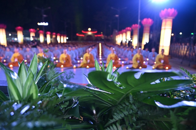 Glistening Amitabha Buddha Ceremony in 2022