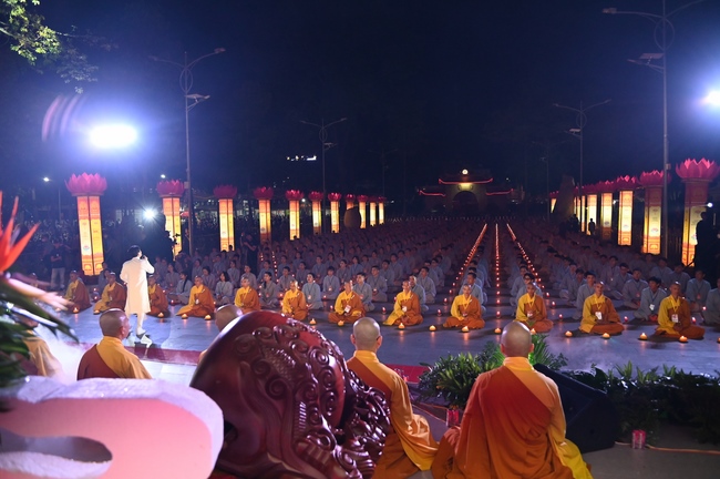 Glistening Amitabha Buddha Ceremony in 2022