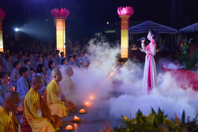 Glistening Amitabha Buddha Ceremony in 2022