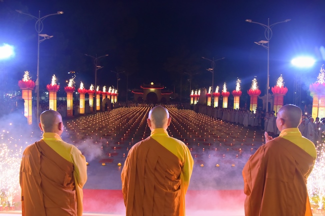 Glistening Amitabha Buddha Ceremony in 2022