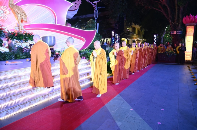 Glistening Amitabha Buddha Ceremony in 2022