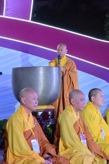 Glistening Amitabha Buddha Ceremony in 2022