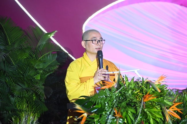 Glistening Amitabha Buddha Ceremony in 2022