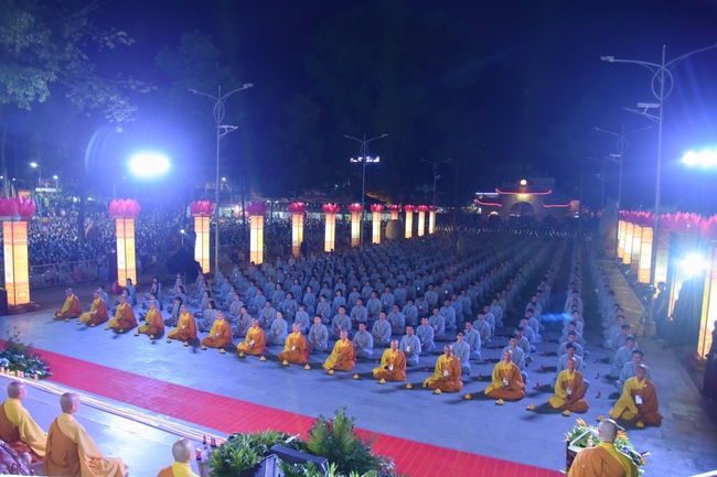 Glistening Amitabha Buddha Ceremony in 2022