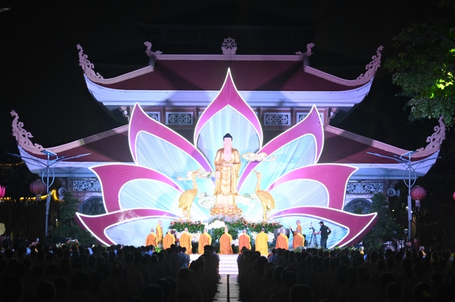 Glistening Amitabha Buddha Ceremony in 2022