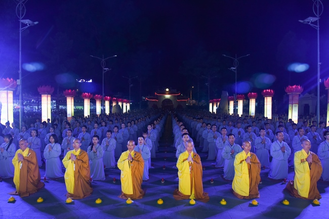 Glistening Amitabha Buddha Ceremony in 2022