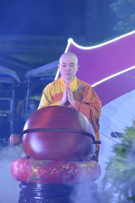 Glistening Amitabha Buddha Ceremony in 2022