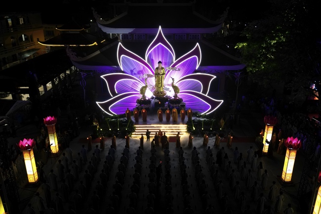 Glistening Amitabha Buddha Ceremony in 2022