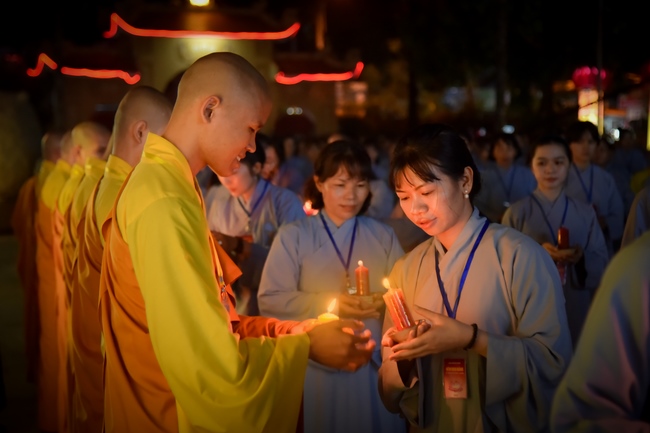 Glistening Amitabha Buddha Ceremony in 2022