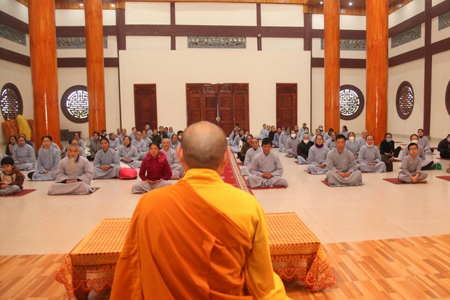 Chùa Giai Lam - Hà Tĩnh: Tu niệm Phật một ngày