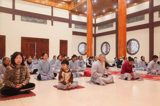 Chùa Giai Lam - Hà Tĩnh: Tu niệm Phật một ngày