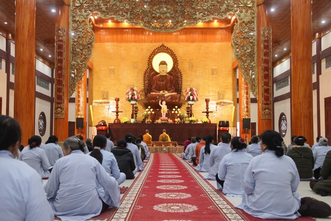 Chùa Giai Lam - Hà Tĩnh: Tu niệm Phật một ngày