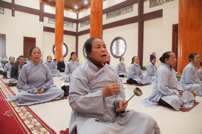 Chùa Giai Lam - Hà Tĩnh: Tu niệm Phật một ngày