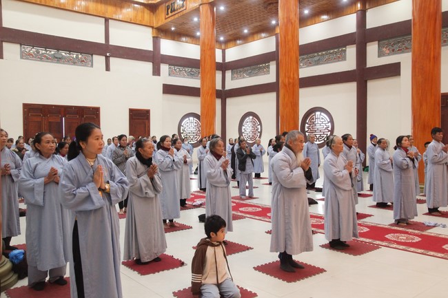 Chùa Giai Lam - Hà Tĩnh: Tu niệm Phật một ngày