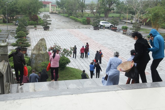 Chùa Giai Lam - Hà Tĩnh: Tu niệm Phật một ngày