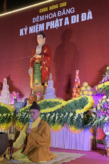 Candle Lighting Ritual to commemorate Amitabha’s Buddha at Dong Cao Pagoda – Thanh Hoa