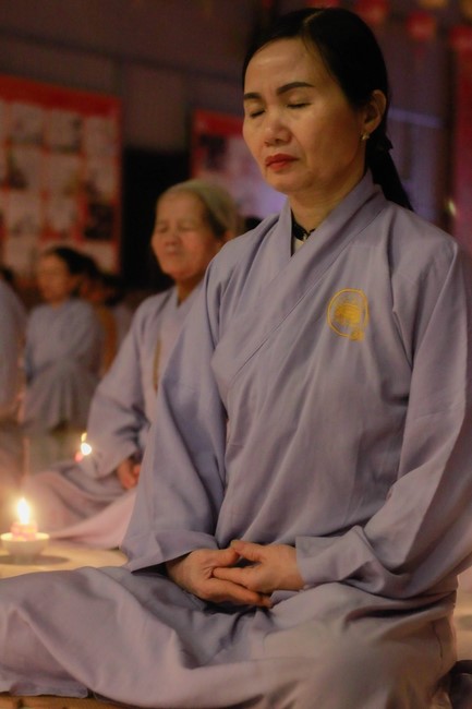 Chùa Bốn – Nghệ An: Lễ Hoa Đăng Kỷ Niệm Đức Phật A Di Đà