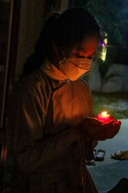 Chùa Bốn – Nghệ An: Lễ Hoa Đăng Kỷ Niệm Đức Phật A Di Đà