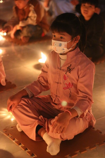 Chùa Bốn – Nghệ An: Lễ Hoa Đăng Kỷ Niệm Đức Phật A Di Đà