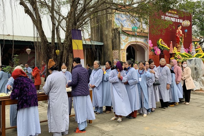 Three-Jewel Refuge Ceremony at Dong Cao Pagoda – Thanh Hoa