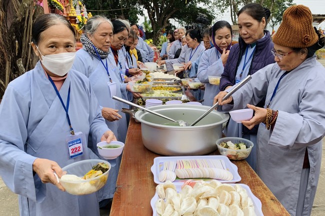 Three-Jewel Refuge Ceremony at Dong Cao Pagoda – Thanh Hoa