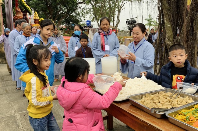 Three-Jewel Refuge Ceremony at Dong Cao Pagoda – Thanh Hoa