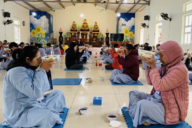 Three-Jewel Refuge Ceremony at Dong Cao Pagoda – Thanh Hoa