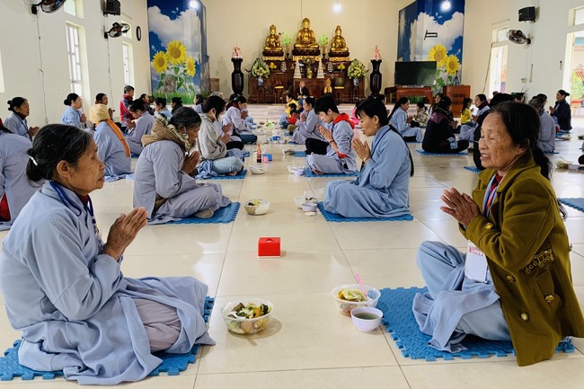 Three-Jewel Refuge Ceremony at Dong Cao Pagoda – Thanh Hoa