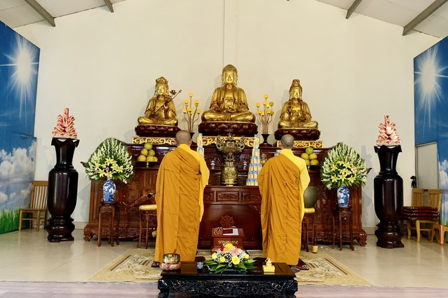 Three-Jewel Refuge Ceremony at Dong Cao Pagoda – Thanh Hoa